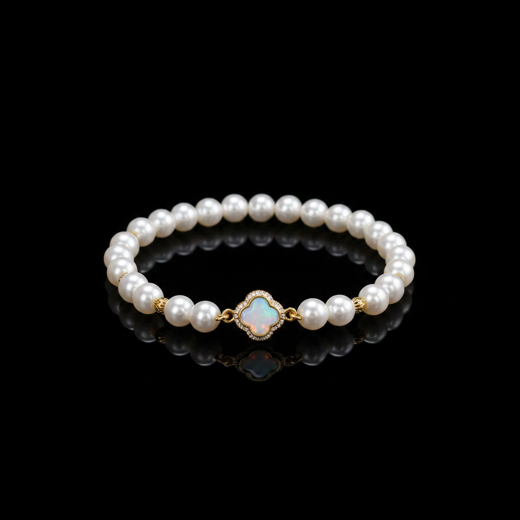 Lucky Clover Pearl Bracelet