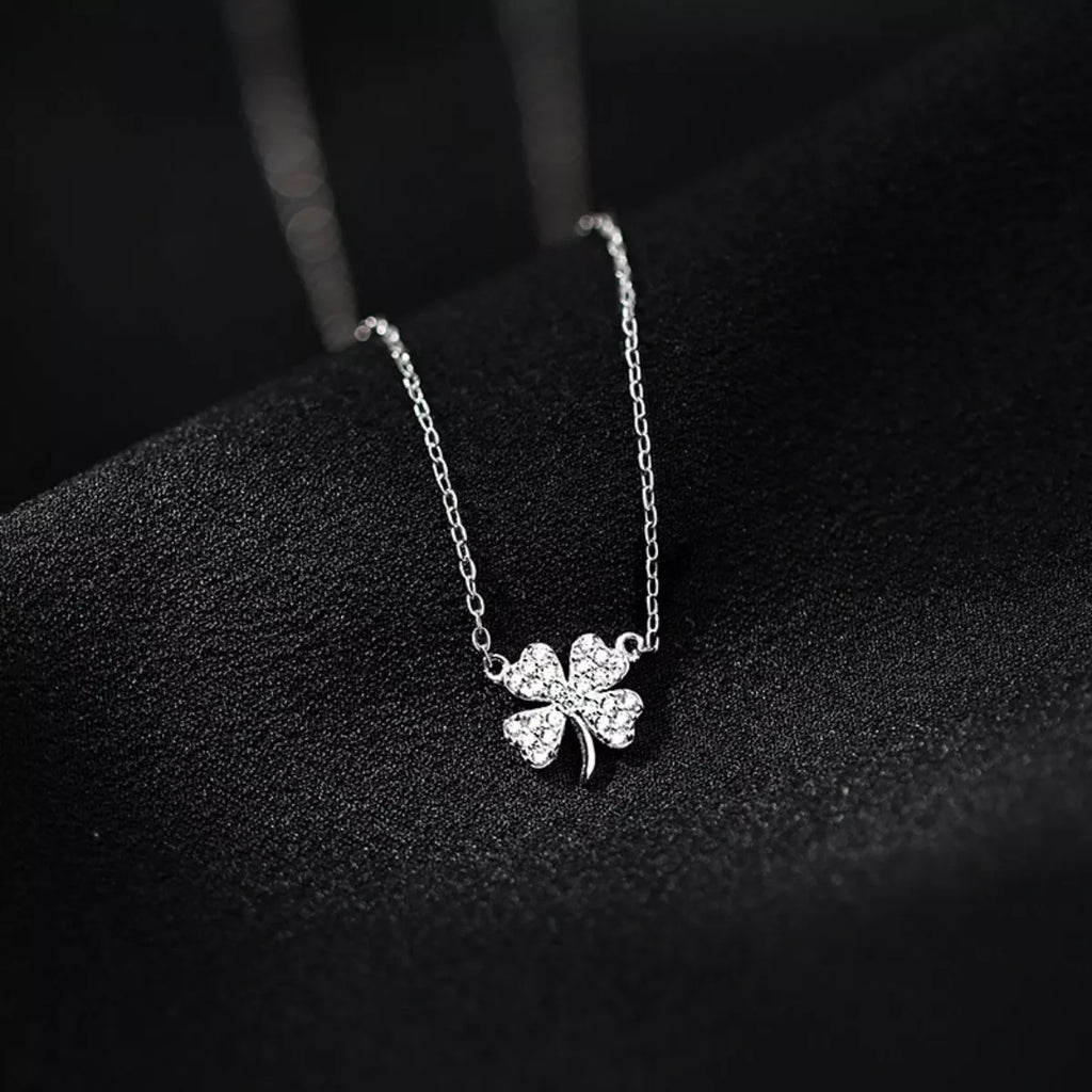 Lucky Dew Necklace