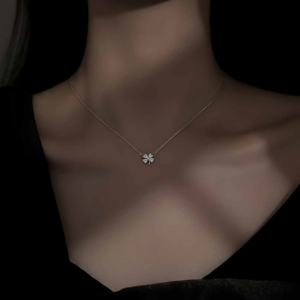 Lucky Dew Necklace